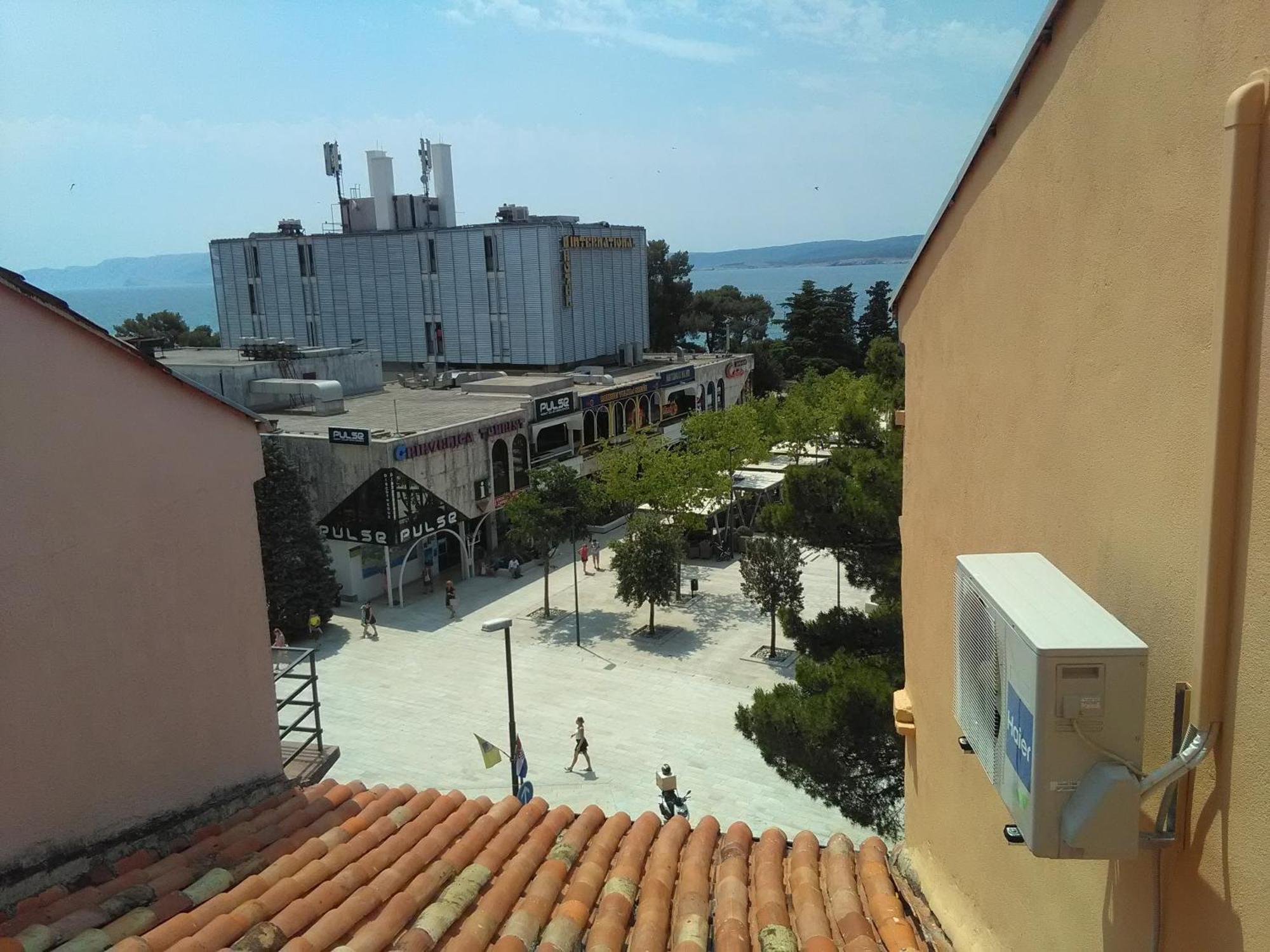 Apartment Sandra 2+2 *** Crikvenica Chambre photo