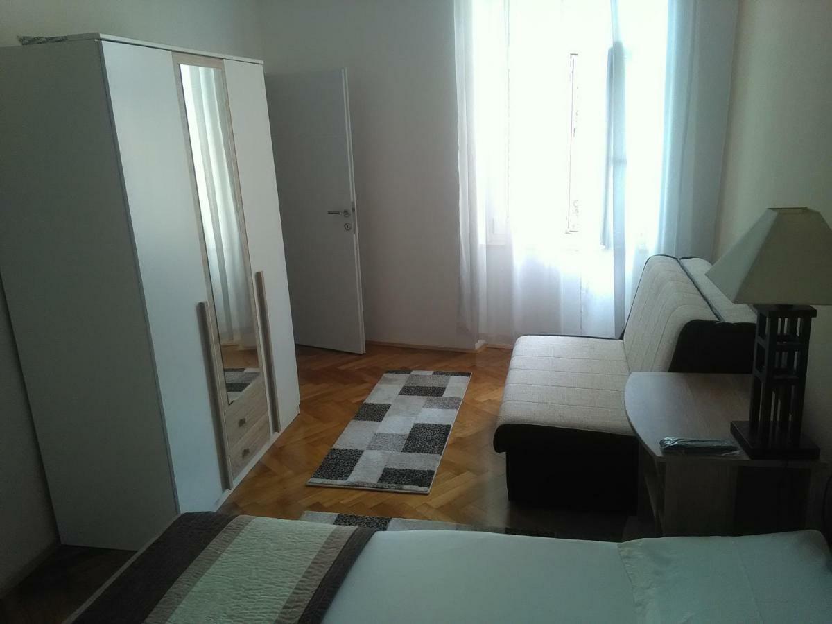 Apartment Sandra 2+2 *** Crikvenica Extérieur photo